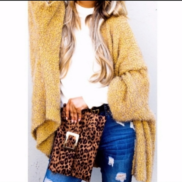 "BELLA" Textured Cardigan - Picture 4 of 5